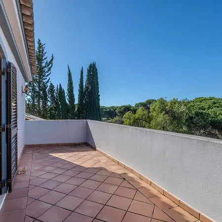 Villa Arrochela By Interhome