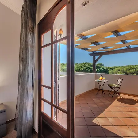Arrochela By Interhome