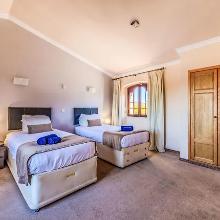 Arrochela By Interhome Vilamoura