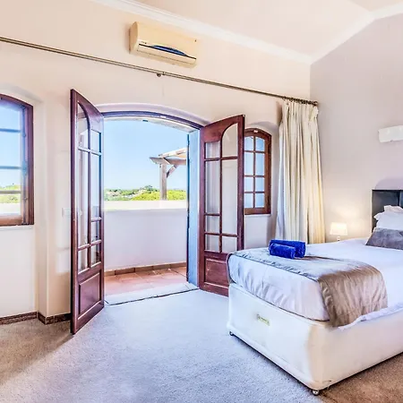 Villa Arrochela By Interhome *