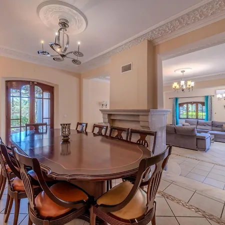 Arrochela By Interhome Vilamoura